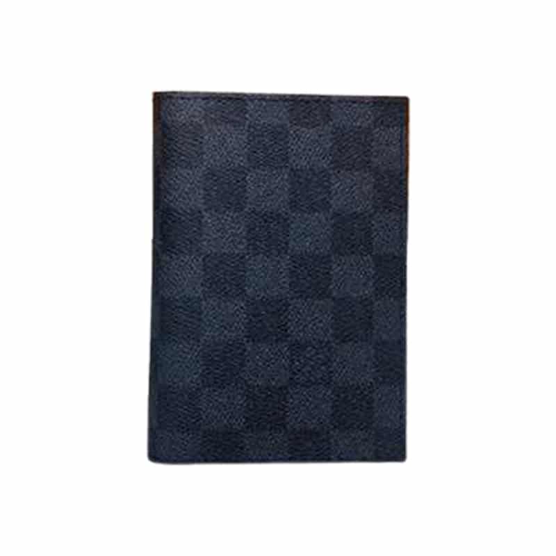 LOUIS VUITTON PASSPORT COVER – WLM114